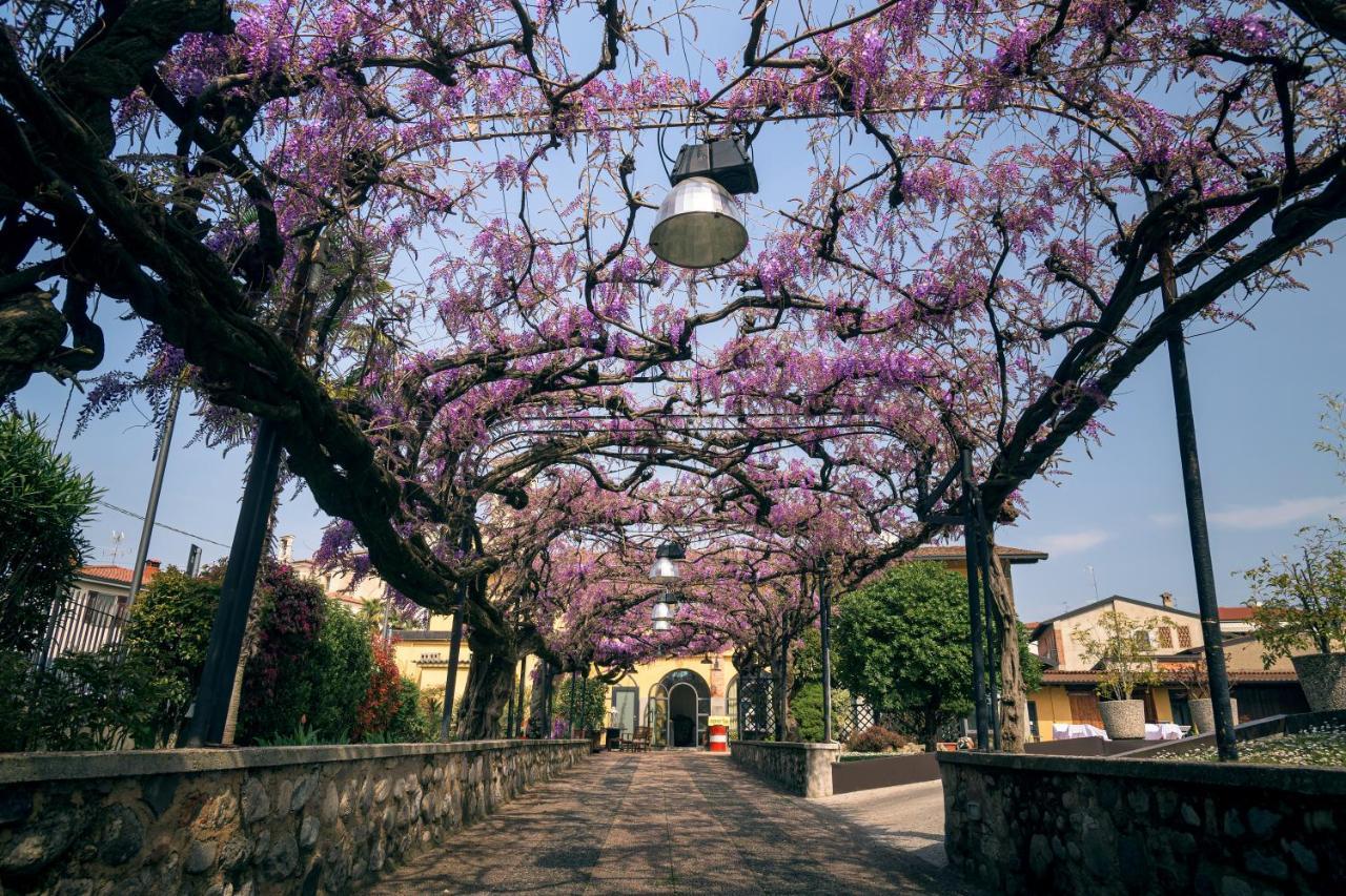 Cazzago San Martino Il Glicine B&B Ristorante المظهر الخارجي الصورة