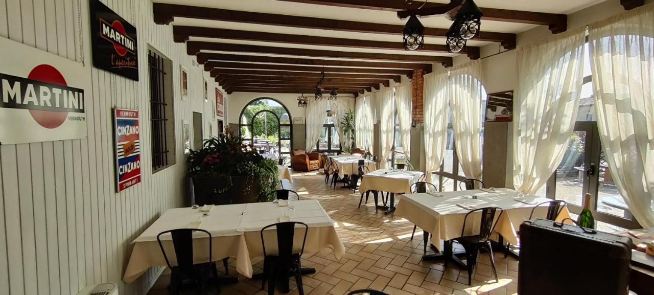 Cazzago San Martino Il Glicine B&B Ristorante المظهر الخارجي الصورة